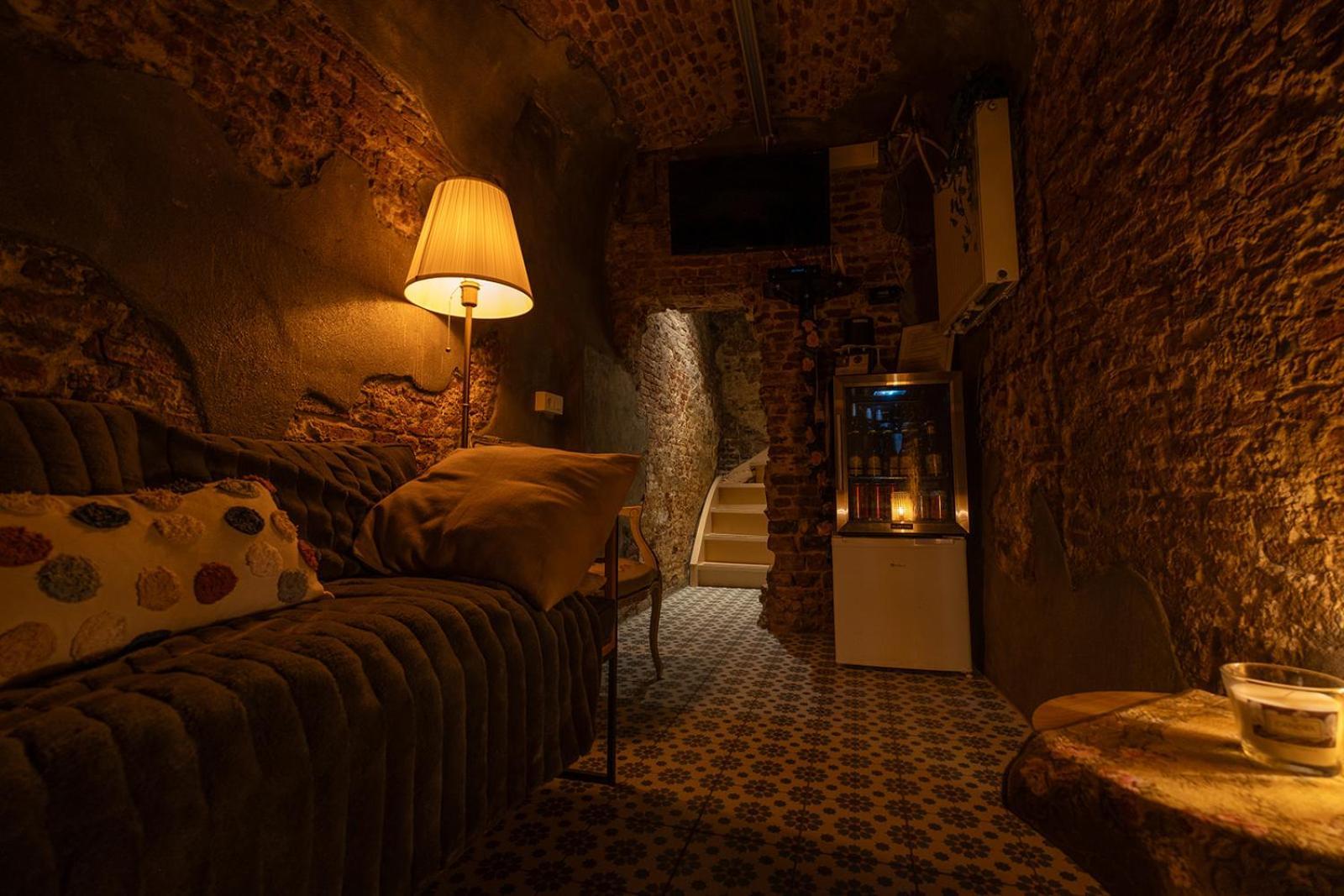 Huize 'De Moriaan' In Historic Center Villa Antwerp Exterior photo